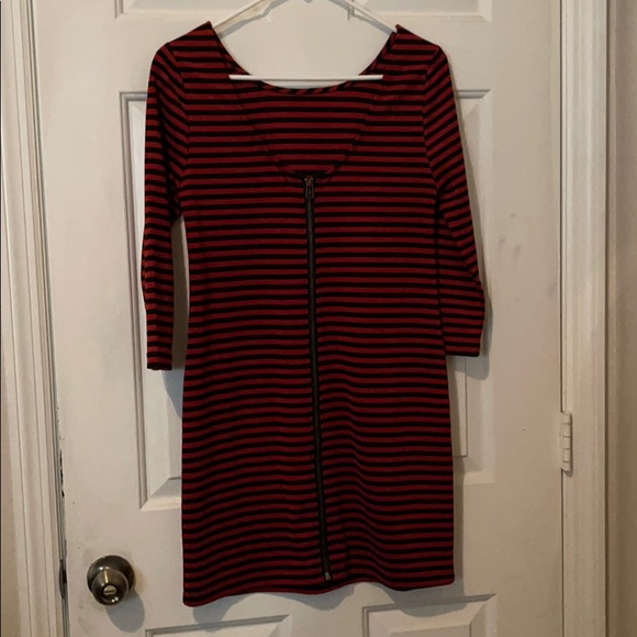 Cross Cross dressSOLD - Picture 2 of 5